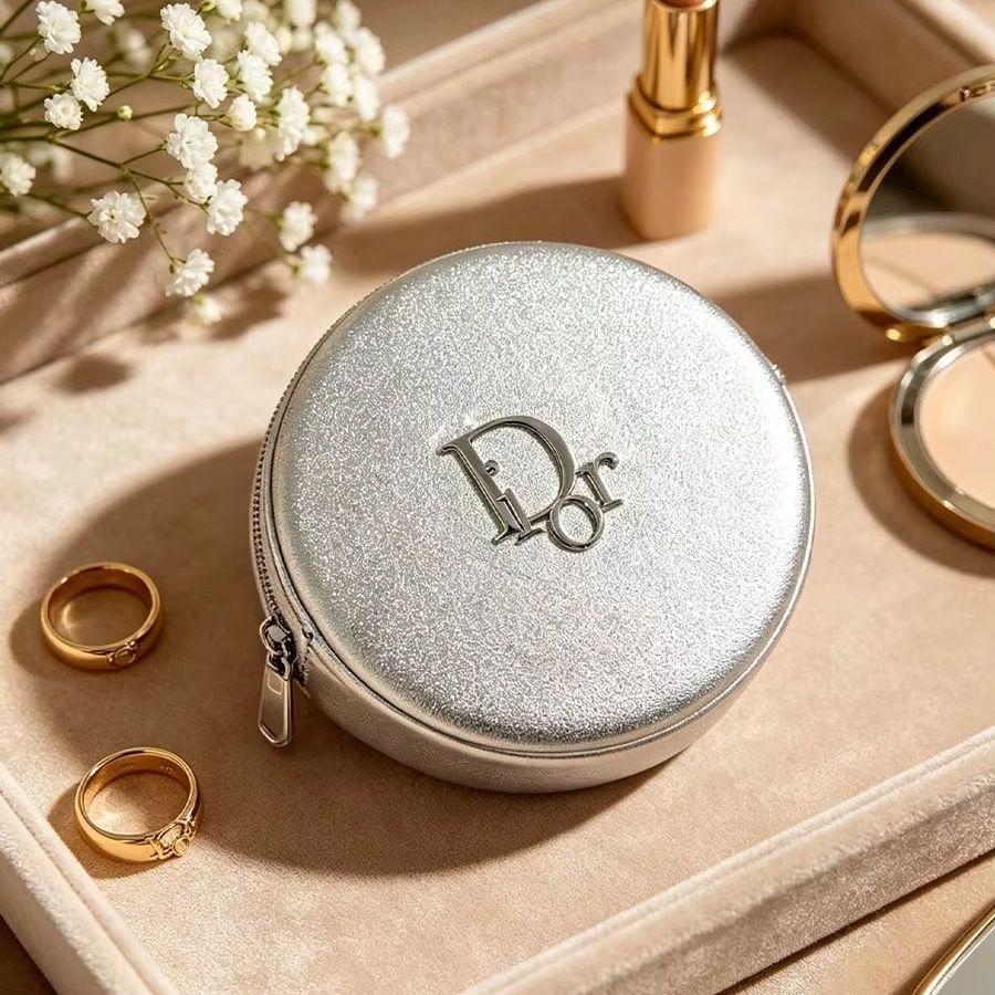 Luxury Bags Dior - Bolsa de Cosméticos Dior Redonda Prateada