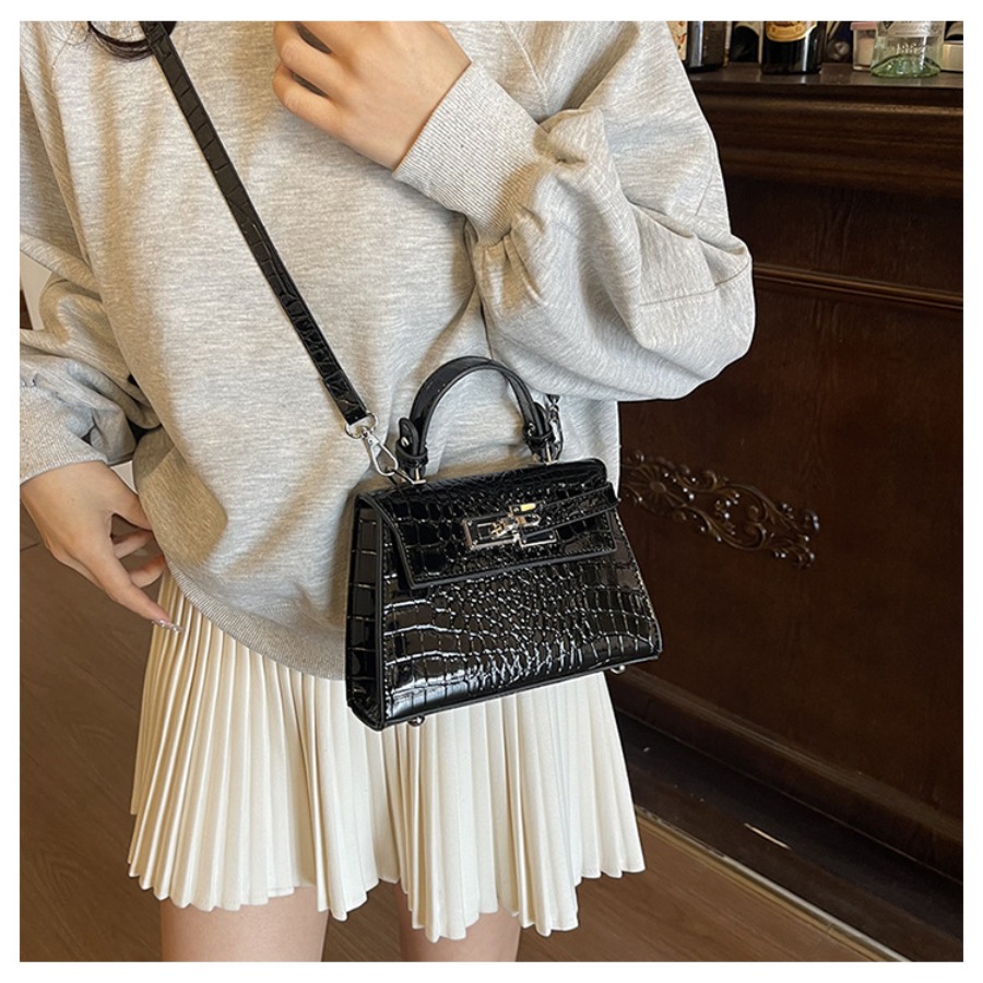Bolsas de Mão Estruturadas par - Structured Handbag Top Handle avaliação e preço