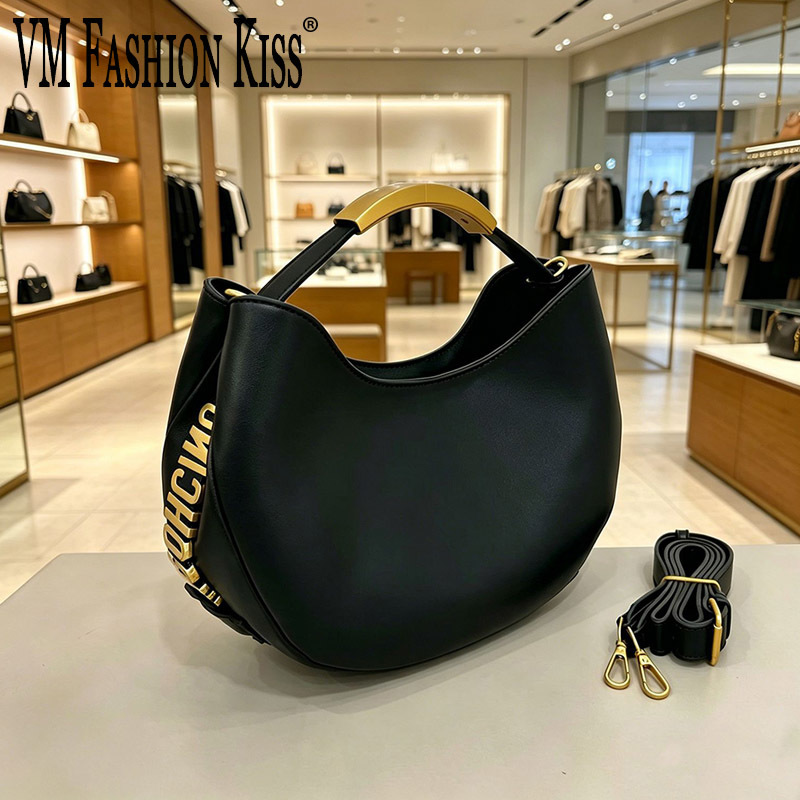 Bolsa Demi-Círculo Feminina co - Luxury Bags Tote avaliação e preço
