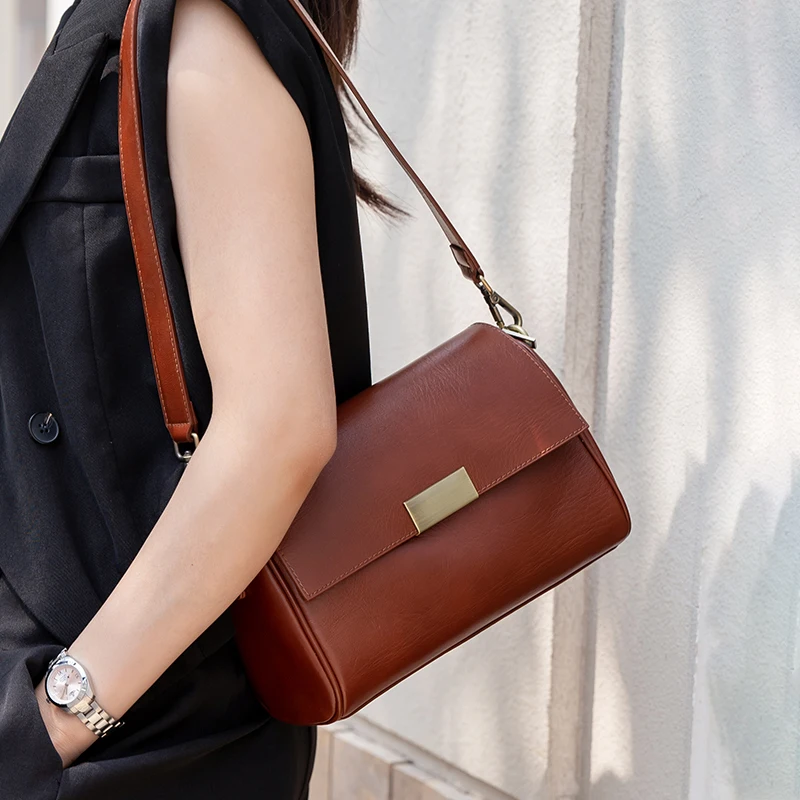 Bolsa de Ombro Feminina em Cou - Luxury Bags China Wholesale avaliação e preço