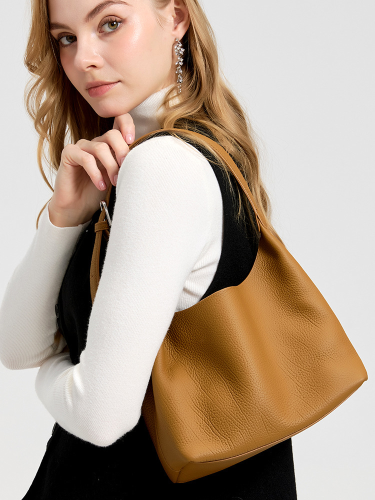 YANATARI Bolsa transversal de  - Luxury Bags Wholesale avaliação e preço