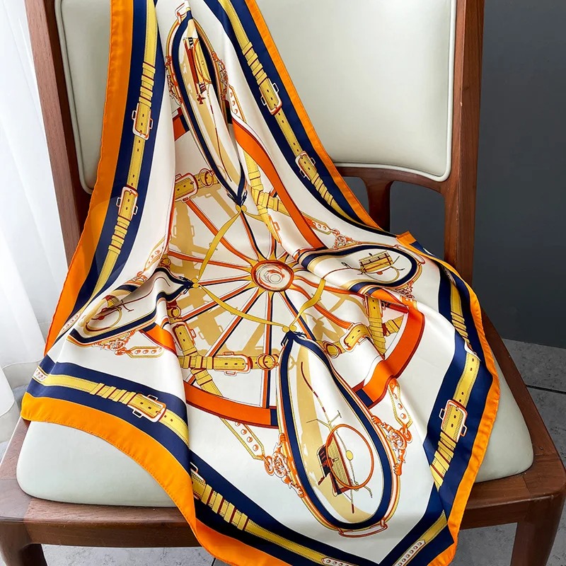 Lenço Quadrado de Seda Fino co - Luxury Bags Brand avaliação e preço