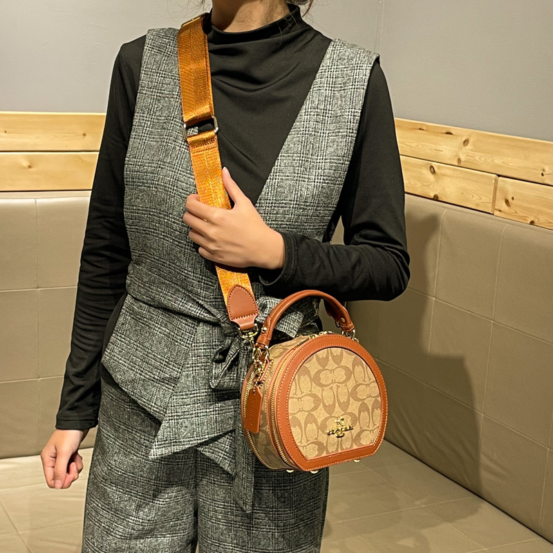 Bolsa Transversal Minimalista  - Luxury Bags Logo avaliação e preço