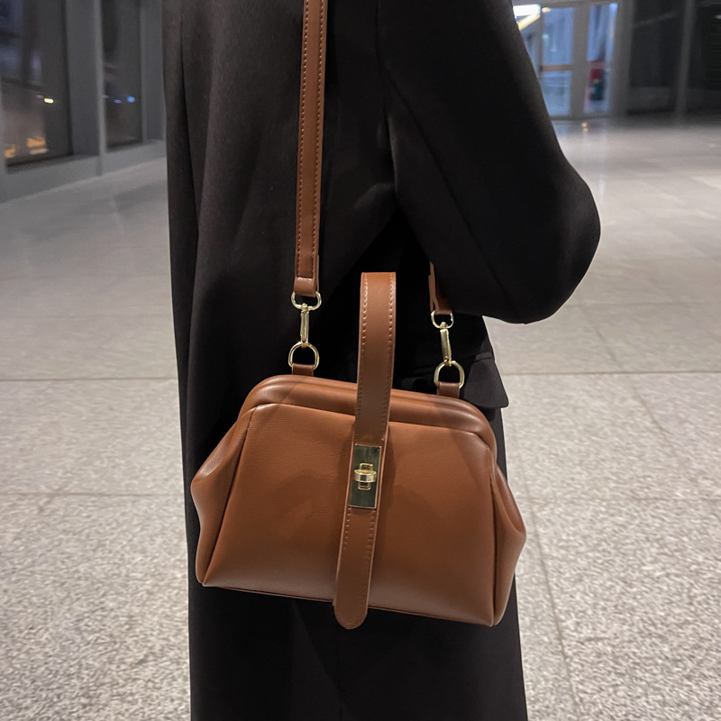 Nova Bolsa de Ombro Vintage de - Luxury Bags China Wholesale avaliação e preço